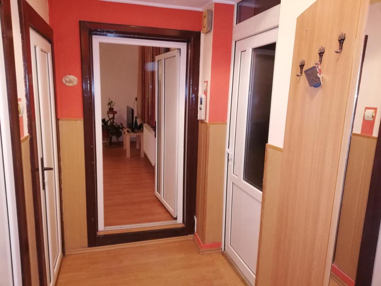 Arina'S Apartments Braşov Exterior foto